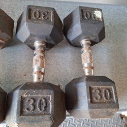 2-30 Lb Hex Iron Rubber Head Dumbbells
