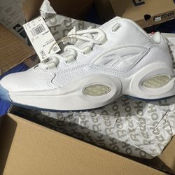 Reebok Iverson White Size 11