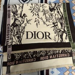 Dior scarf