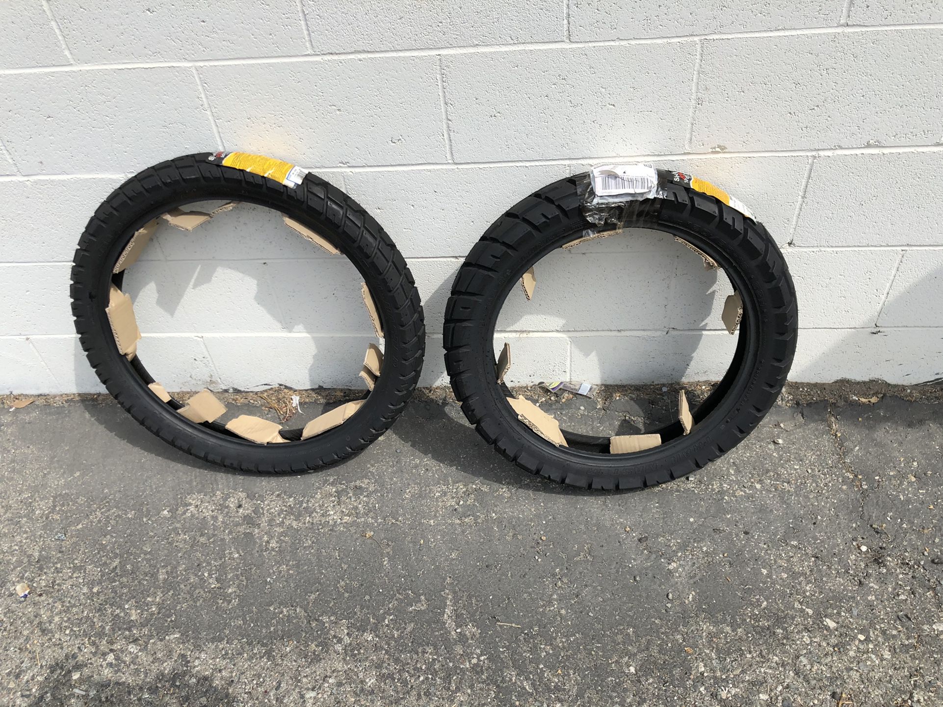 Photo Dual Sport Motorcycle Tires NEW!