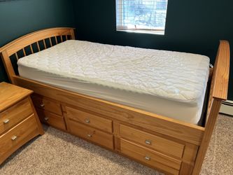 Twin Bedroom Set - 3 Piece