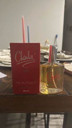 Charlie red perfume ￼
