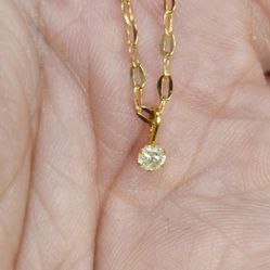 18K Solid Gold Necklace With Diamond Pendant