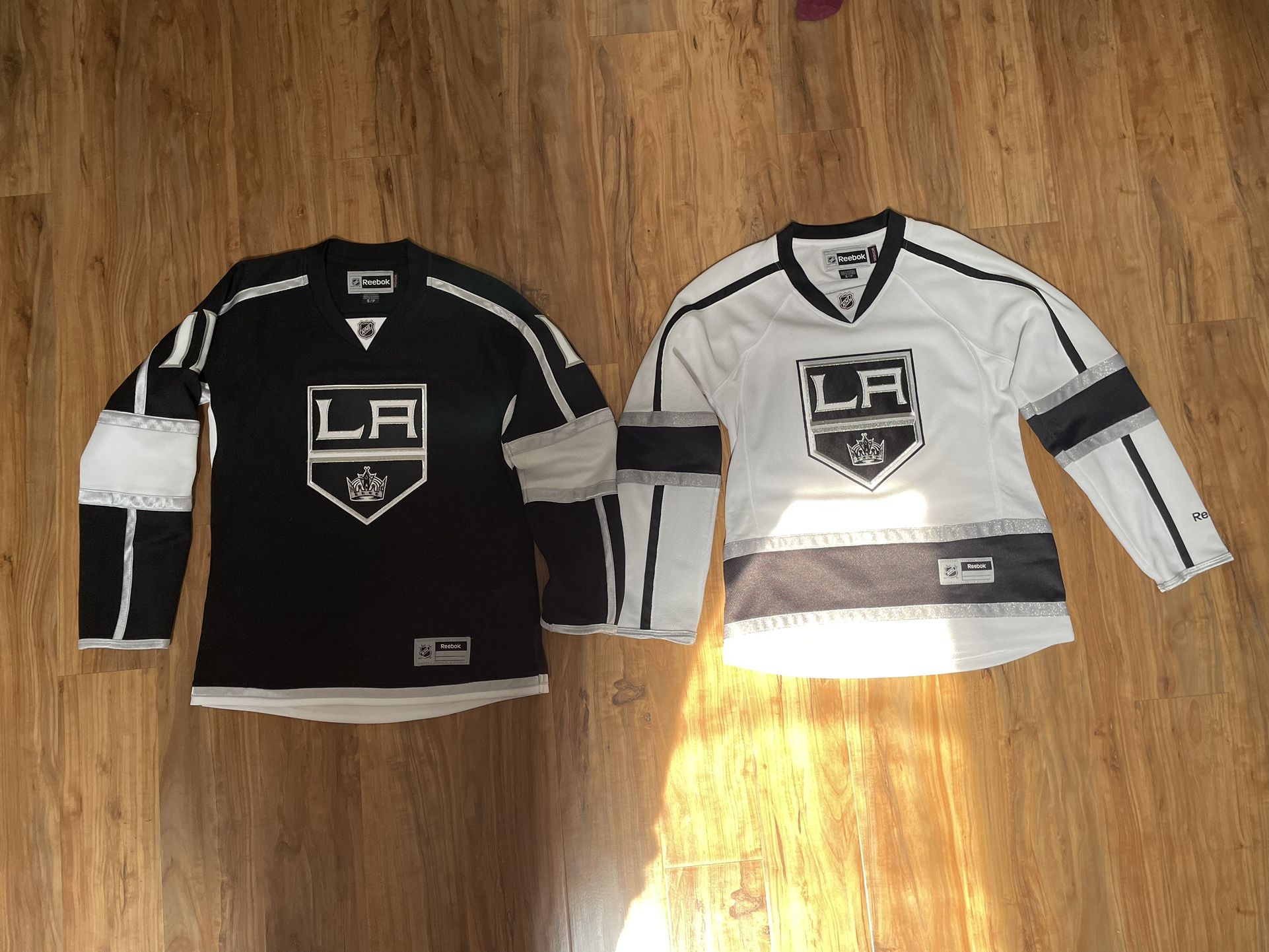 LA Kings Jerseys - Women’s Small - EXCELLENT CONDITION
