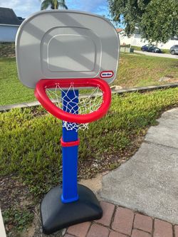 Kids basketball hoop