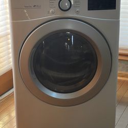 LG Gas Dryer Model #DLG3501White 7.4 Cu Ft Ultra Large Capacity Wi-Fi