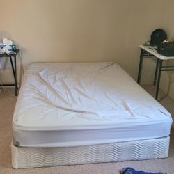 Queen mattress and bed spring 