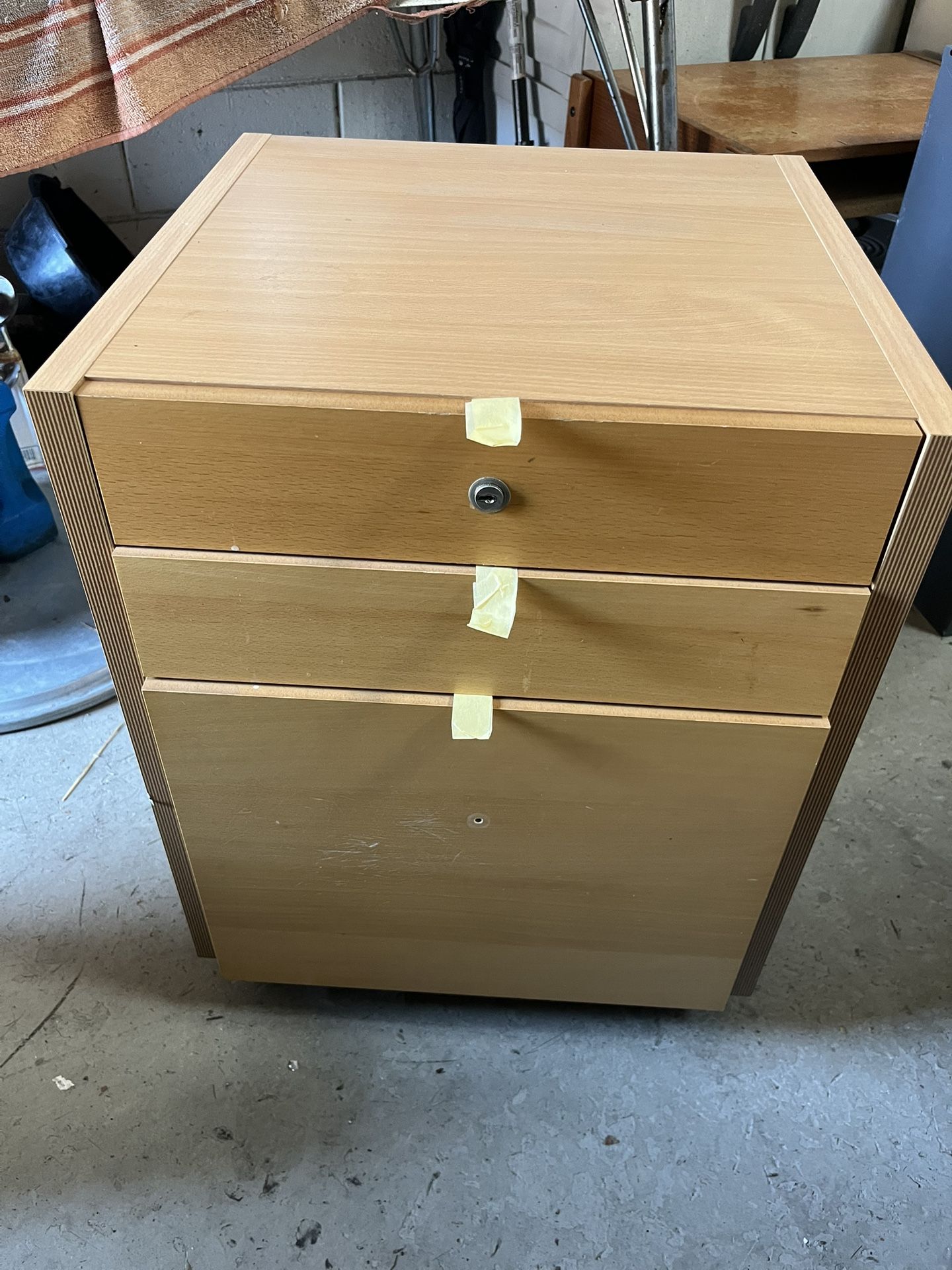 Scandinavian three drawer cabinet, very nice!