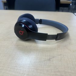 Beats Solo Wireless B0535 Headphones