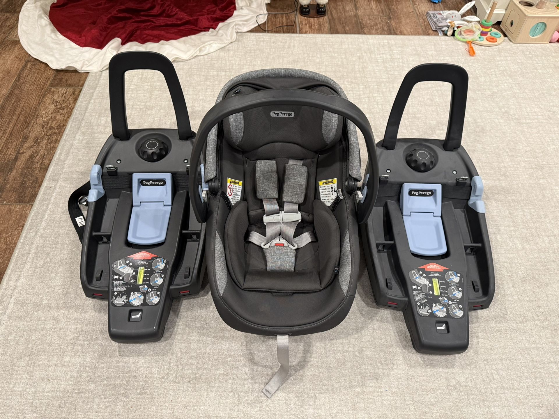 Peg Perego Primo Viaggio Infant Car Seat with two bases