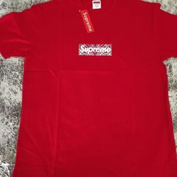 Supreme T-Shirt