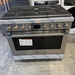 Frigidaire 36" professional series range 