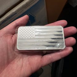 .999 Silver 10 Oz American flag