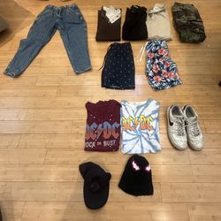 Men’s and girls clothes. Levi’s, Dickies, Nike and more!