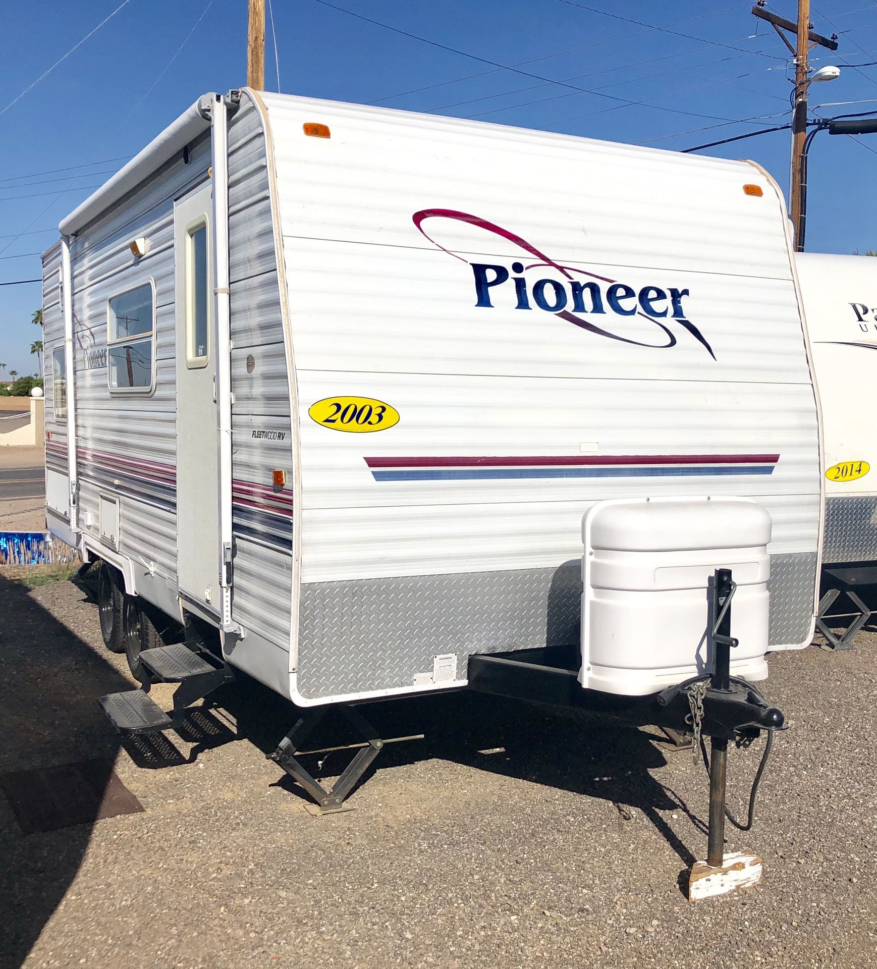 2003 Pioneer 18ft Bunk House Travel Trailer Camper