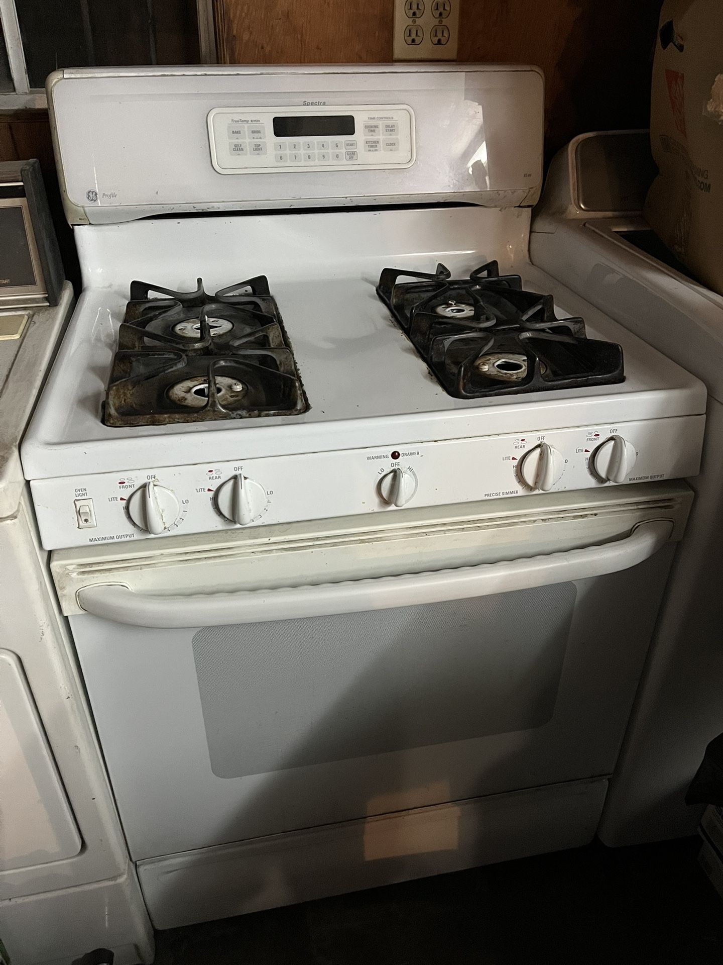 Kitchen Stove 