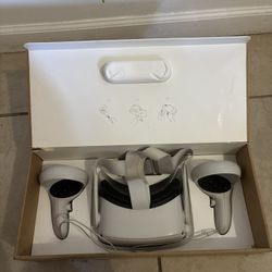 Oculus Quest 2 VR Headset + Controllers 64 GB (Original Box, Excellent Condition) 