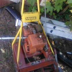 McLane 7 Blade Mower Motor Not Locked Up Been Sitting For 3 Yrs