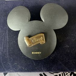 Vintage Disney Signature Film Scroll Pin Walt Disney Classics Collection c1997