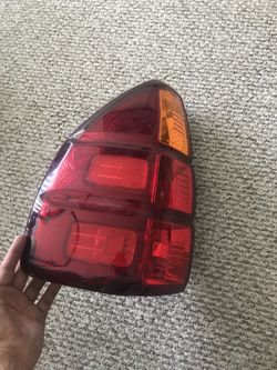 2003 - 2009 Lexus gx470 tail light. Left side. Oem part