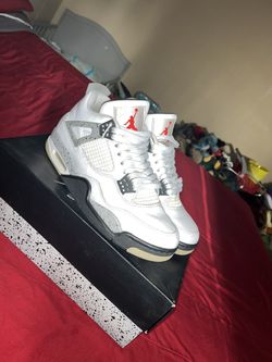 Jordan 4 White Cement 
