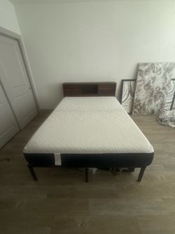 Like new Bed Frame & Nectar Mattress