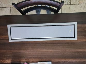 Bowers & Wilkins B&W FPM5 Single Center Speaker (With Wall Mount)