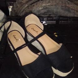 Qupid 8.5 Lace up Espadrilles Wedges