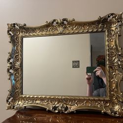 Vintage Syroco Gold gilt ornate mirror 29 X 23