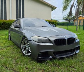 2012 BMW 528i M SPORT