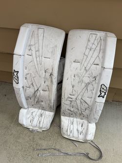 Hockey goalie pads