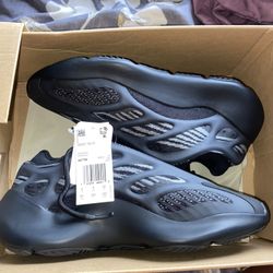 YEEZY’S