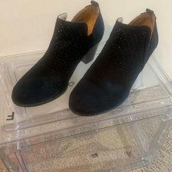 Boots Woman’s Sz 7.5 Black 