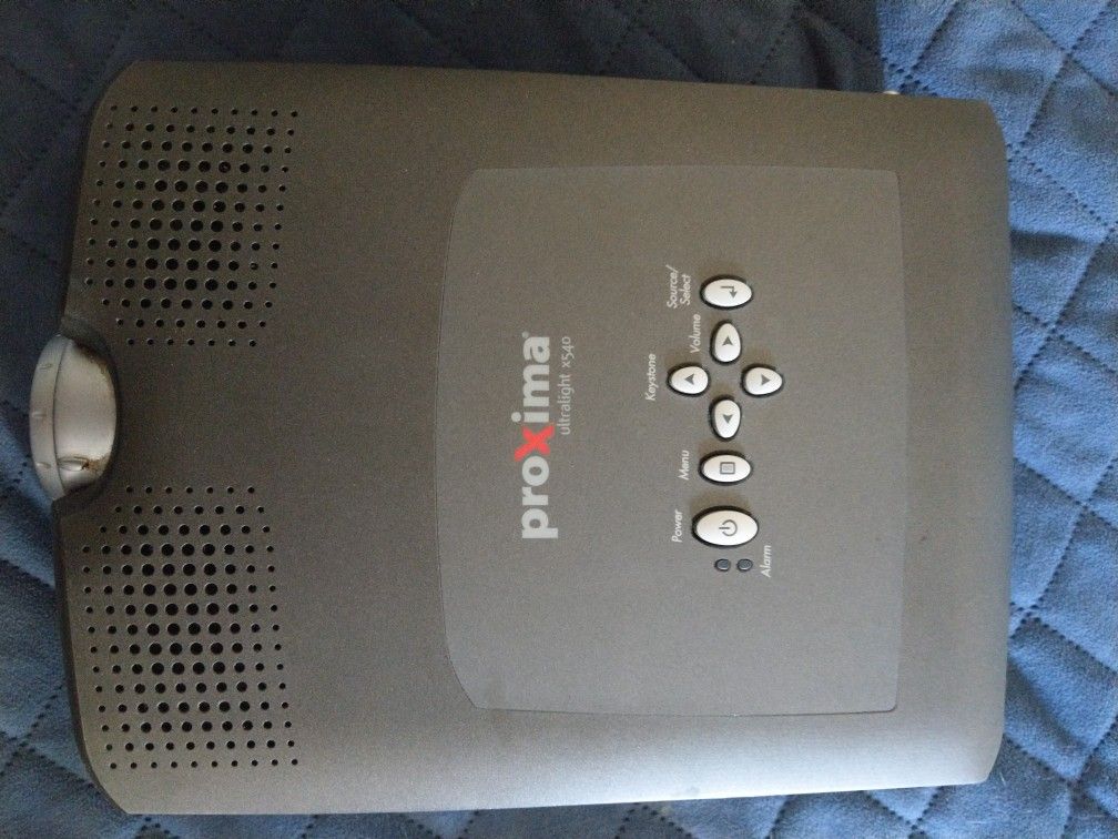 Proxima Ultralight x540 with HDMI adapter