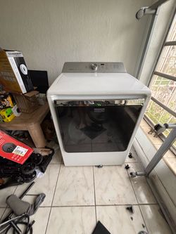 Maytag bravo xl dryer works perfectly