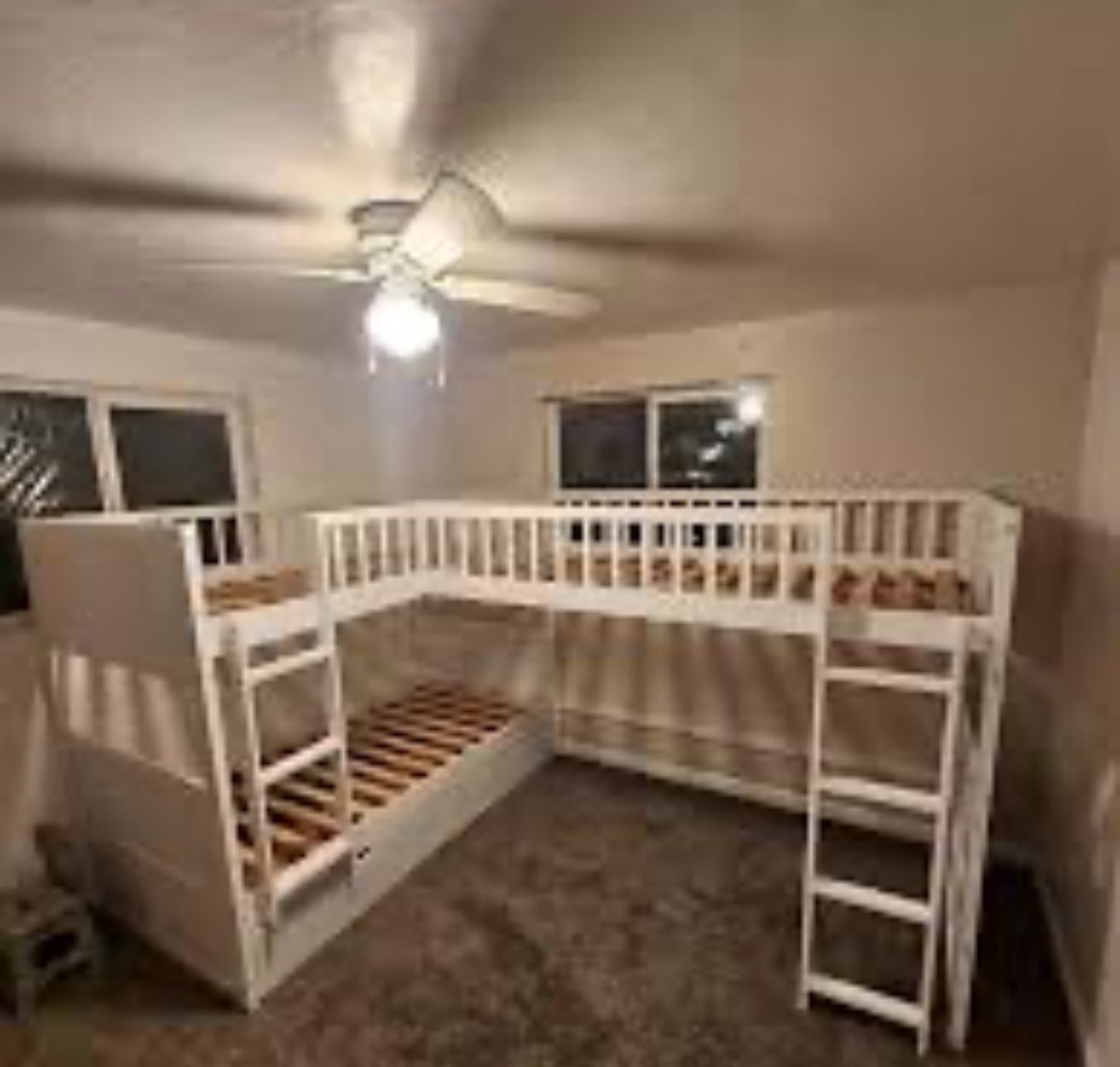 Bunk Beds (Triple)
