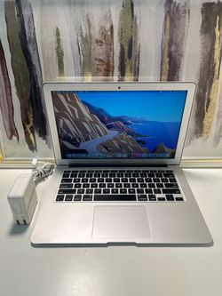 Apple MacBook Air  2015 15” Laptop Intel i5 4GB RAM 128GB SSD w/ Charger - $129