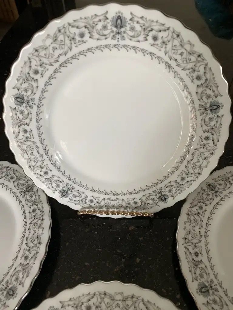 Vintage China saucers/dessert set of 4 plates approx 7X7” round