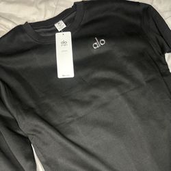 Alo Yoga black Crewneck Sweater 