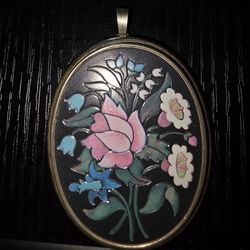 Vintage Avon Floral Design Pendant
