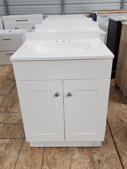 BRAND NEW Dover 24-in White Single Sink Bathroom Vanity with White Cultured Marble Top