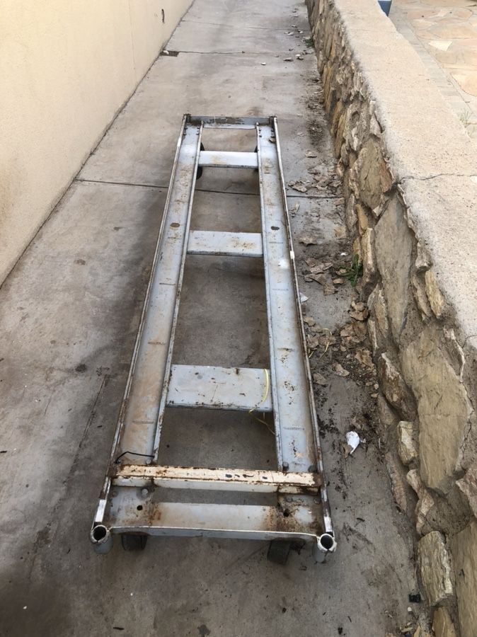 Heavy duty ramp with wheels