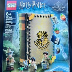 NEW - Harry Potter Lego Hogwarts Moment: Herbology Class (76384)