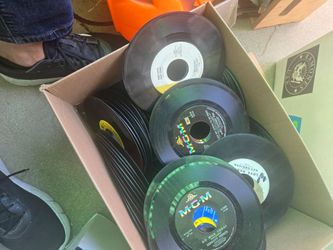 Amazing box of clean oldies vinyl records