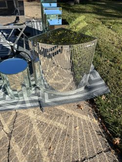 Mirror Corner Table