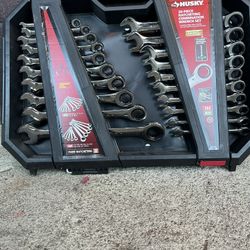 Husky Wrench Set