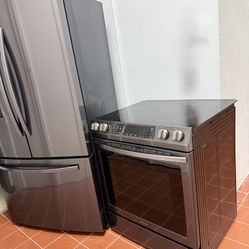 Refrigerator and Stove in BLACK STAINLESS 