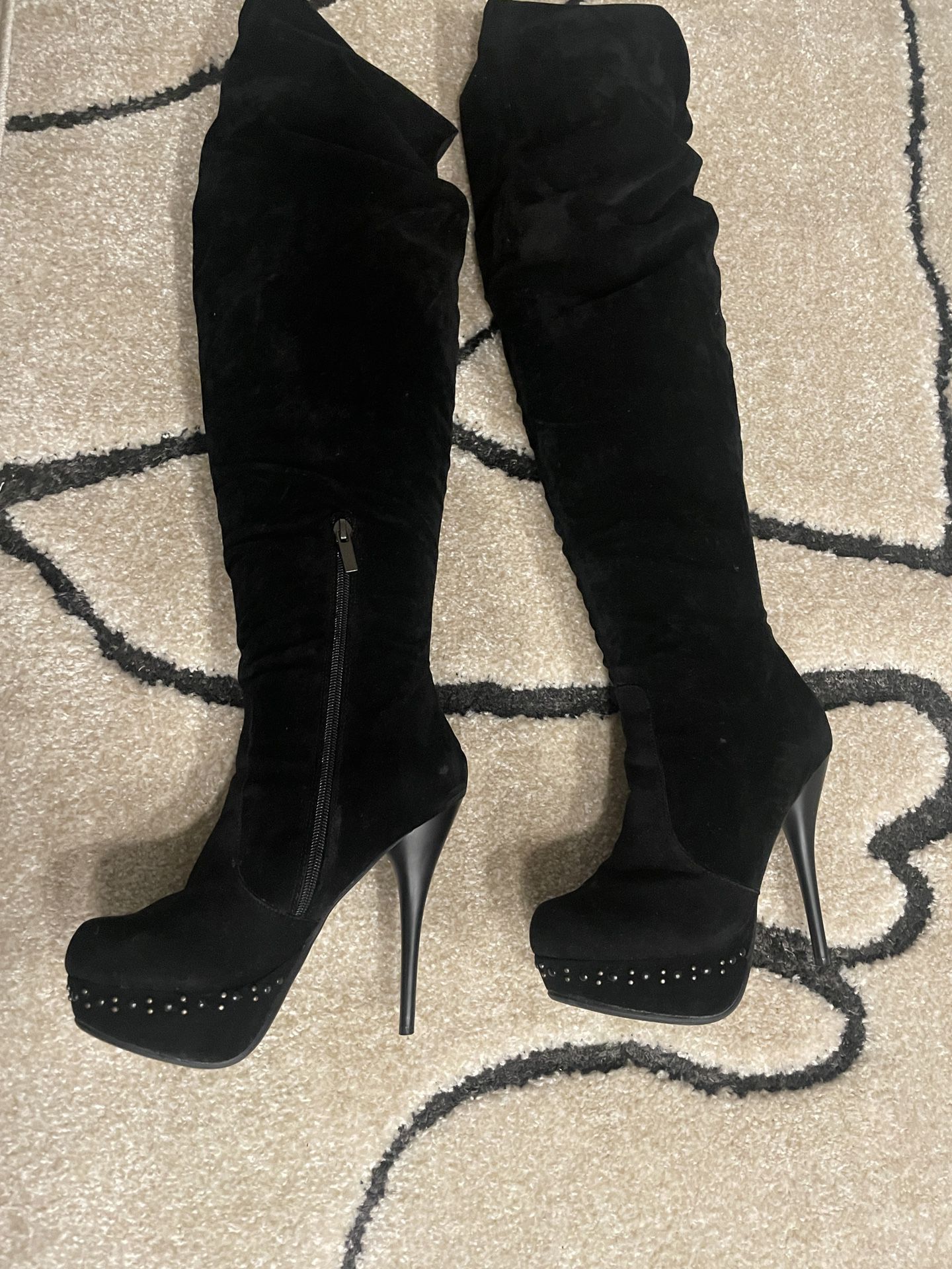 Black Thigh high Suede-Like Boots - Size 7