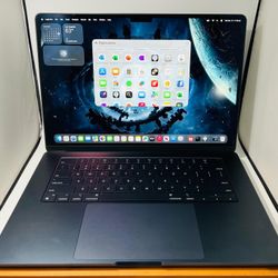 Apple MacBook Air M3 16GB 500GB Fully Functional Like New