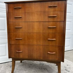 Mid Century Modern MCM/ Dresser/Highboy/Chest of Drawers 1960's